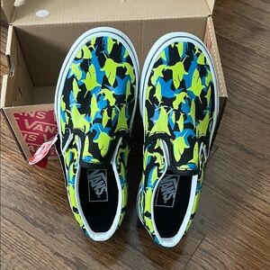 Vans Kids Shark Print Slip-On Shoes - Blue and Yellow